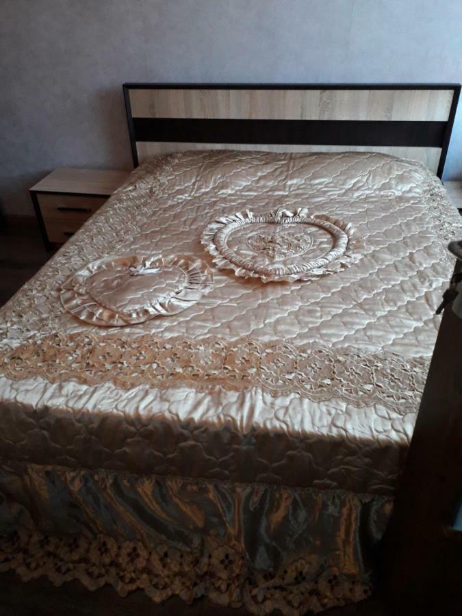 Alena'S Flat Apartman Borzsomi Kültér fotó